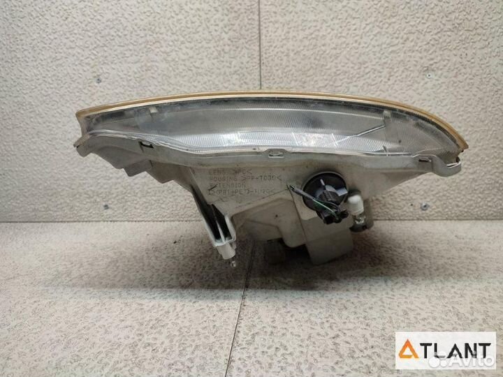 Фара передняя левая mitsubishi toppo