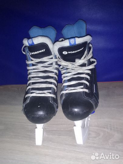Коньки хоккейные34-37 р