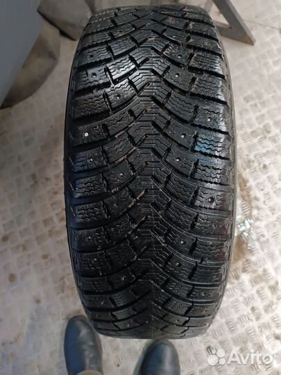 Michelin X-Ice North 205/60 R16