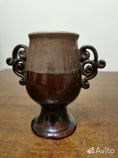 Глиняный кувшин