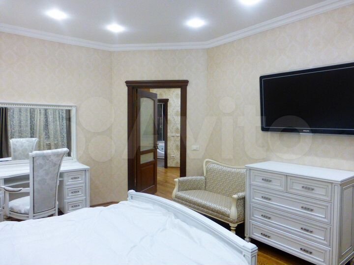 2-к. квартира, 75 м², 18/24 эт.