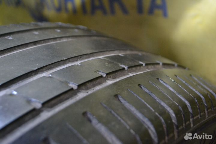 Pirelli P Zero Rosso 225/45 R17