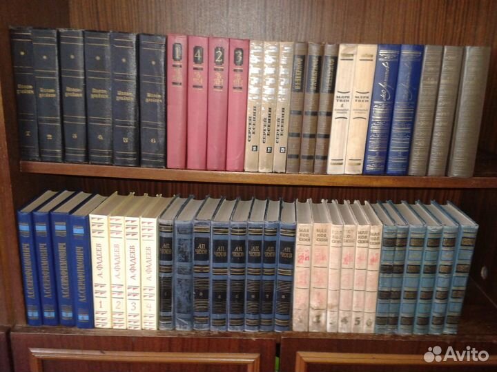 Продам книги