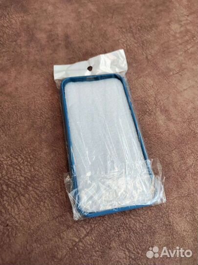 Чехол на iPhone 12