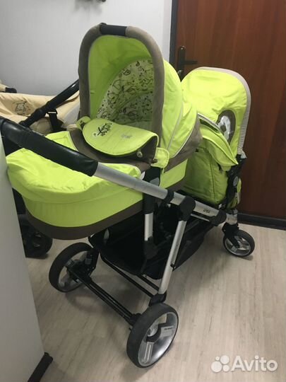 Коляска для двойни или погодок