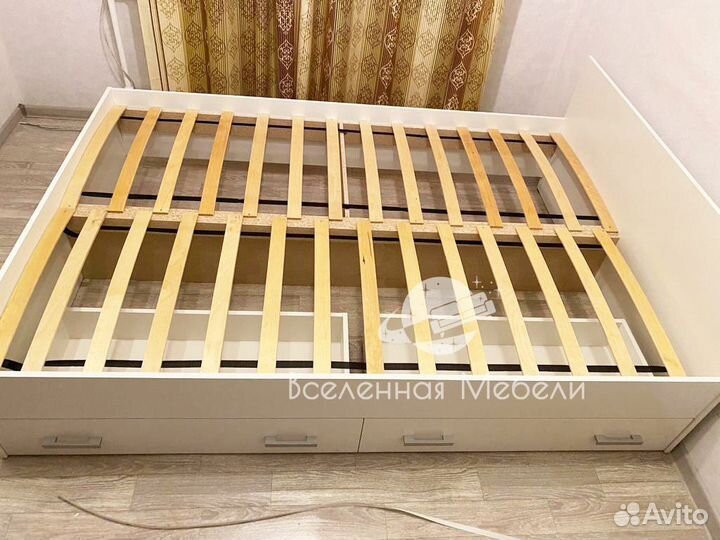 Кровать 140х200 с ящиками