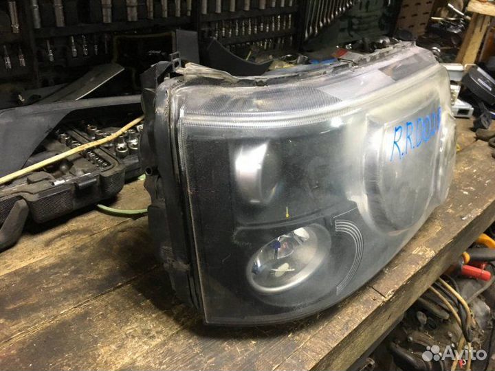 Фара ксенон правая Land Rover Range Rover Sport