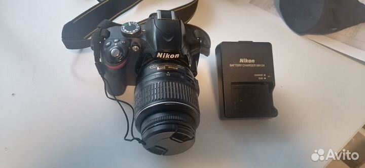 Продам Nikon 3200