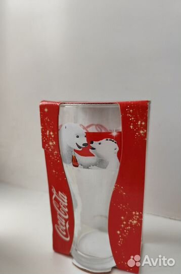 Стаканы кока кола в упаковке