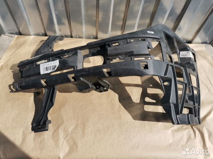 Каркас переднего бампера Мерседес w211