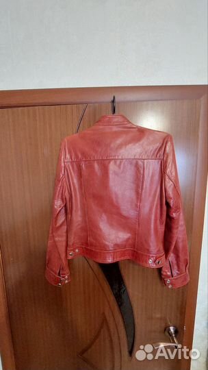Куртка кожаная женская