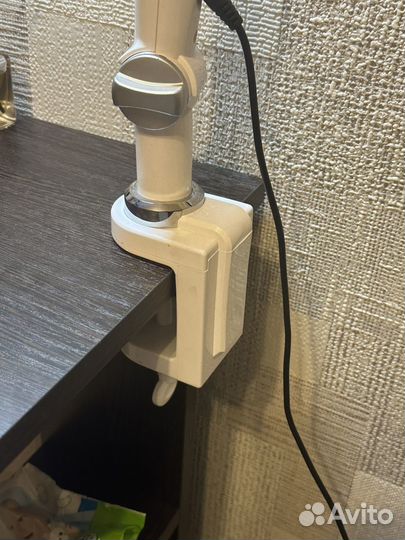 Лампа настольная сенсорная