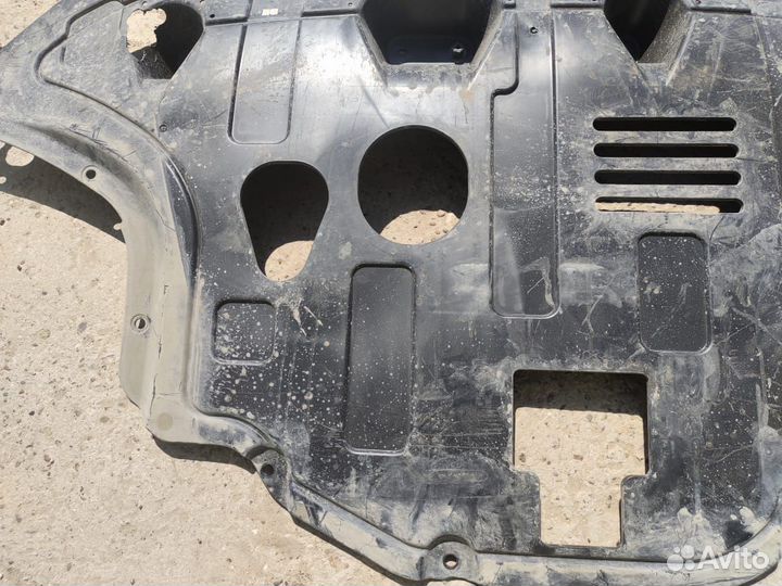 Пыльник защита двигателя Kia Seltos