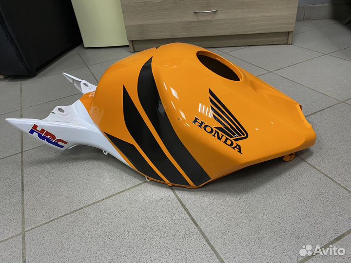 Honda cbr 1000 rr 2004 2007 Пластик repsol oem