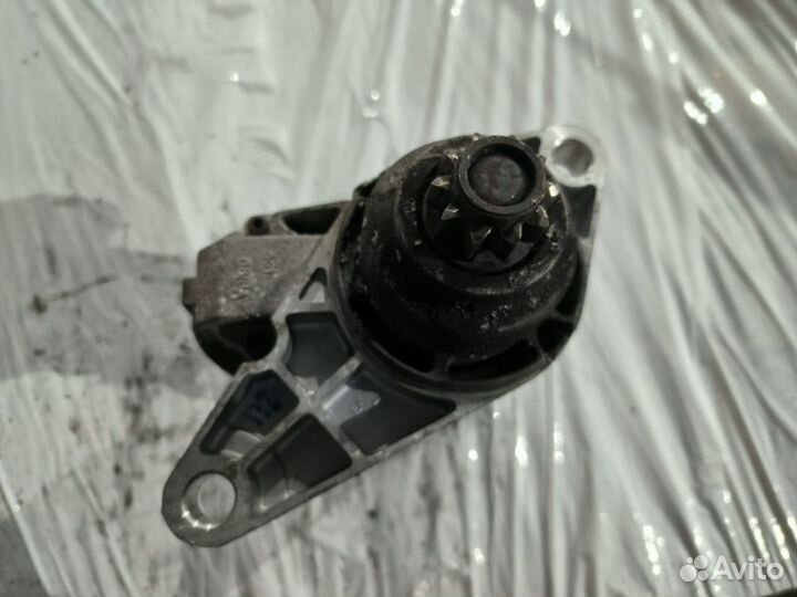 Стартер Volkswagen Polo BZG 112205 C навесным