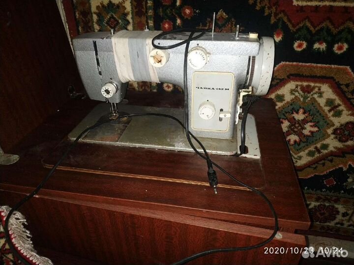Машинка швейная чайка 142М