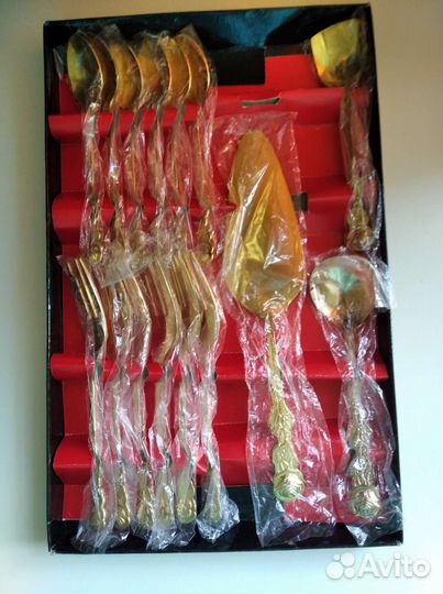 Набор столовых приборов новый