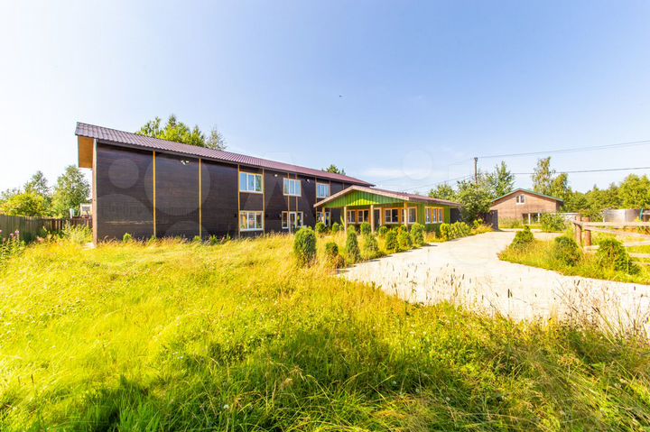 Дом 340 м² на участке 16,8 сот.