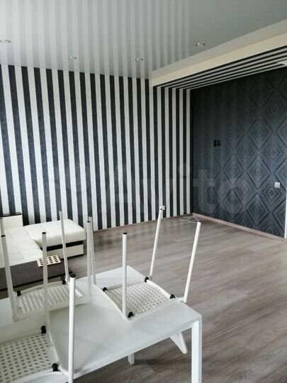 2-к. квартира, 57 м², 8/9 эт.