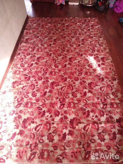 Ковер шерстяной