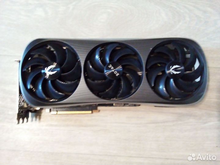 RTX 4080 16 gb Zotac