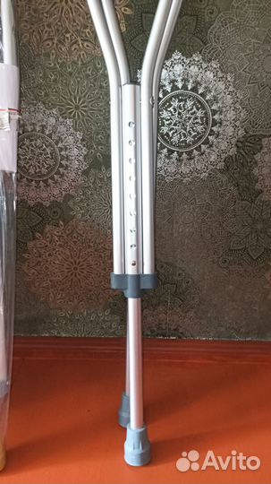 Костыли подмышечные