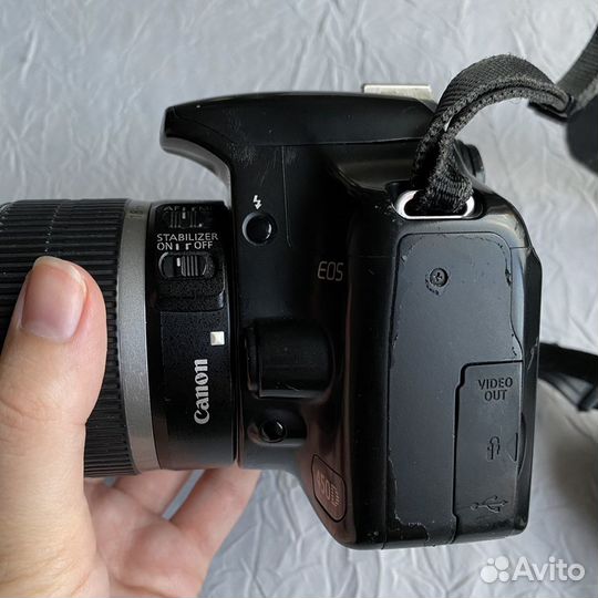 Зеркальный фотоаппарат Canon EOS 450D kit