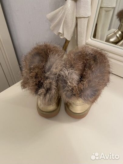 Зимние сапоги золотые 21