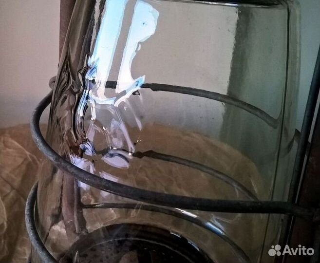 Старинная керосиновая лампа Летучая мышь