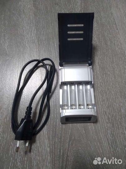 Зарядное устройство для аккумуляторных батареек