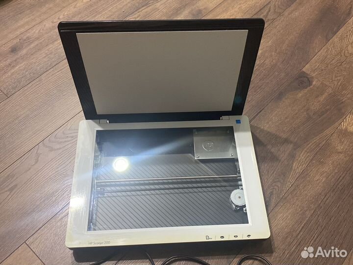 Сканер HP scanjet 200