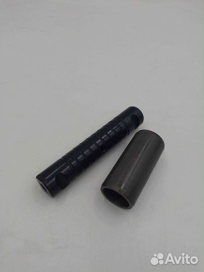 Палец+втулка передней рессоры (комплект)