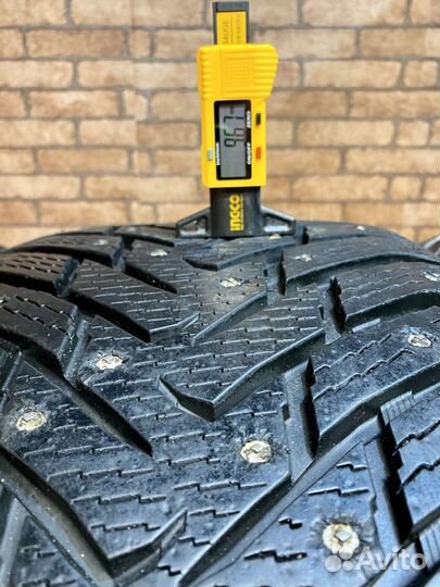 Nokian Tyres Hakkapeliitta 8 275/45 R21 и 315/40 R21