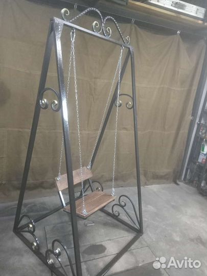 Детская качель уличная