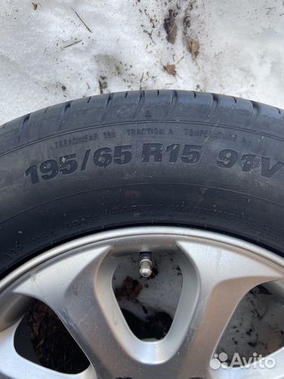 Kumho Ecsta HS51 195/65 R15