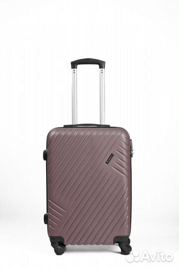 Чемодан большой L+