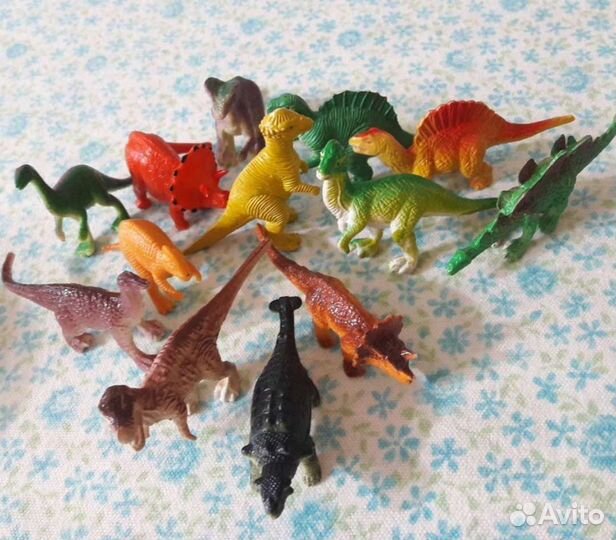 Динозавры.Цены в описании