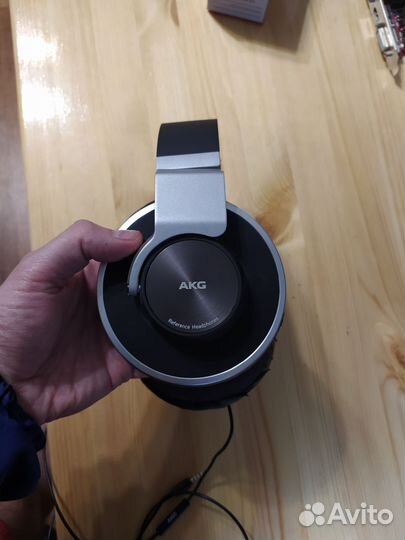 Наушники akg k551