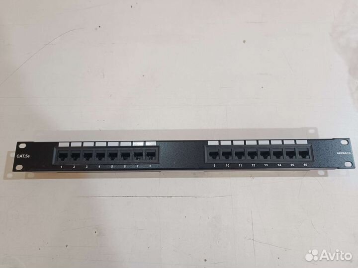 Патч панель 16 портов