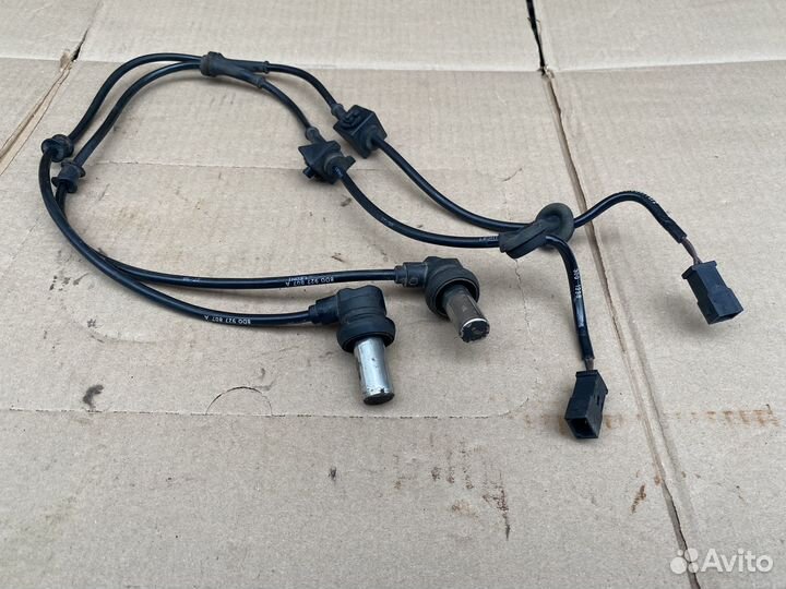 Датчик ABS задний Audi A4 B5 8D0927807A