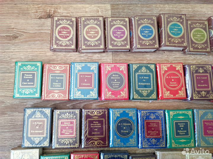 Книги в миниатюре деагостини