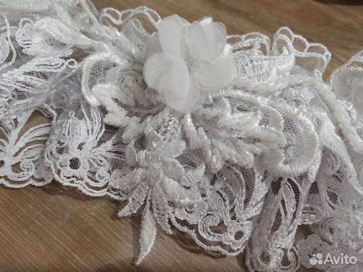 Свадебная подвязка