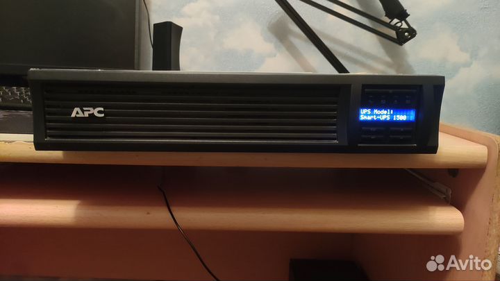 Ибп 1500 APC SMT1500RMI2U