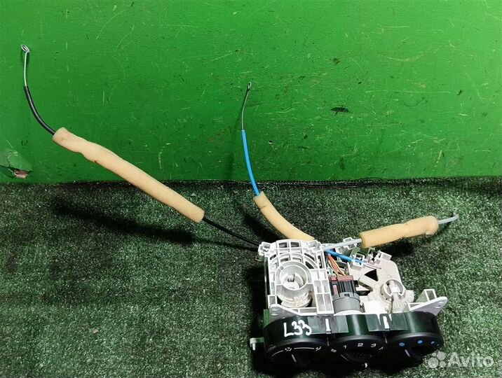 Панель управления отопителя Suzuki Ignis 2007