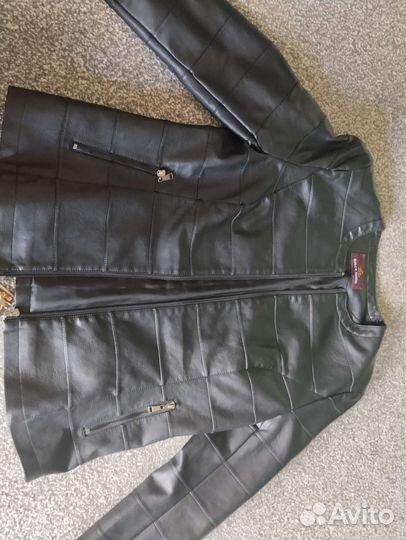 Продам новую куртку