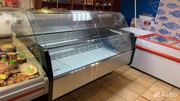Холодильная витрина
