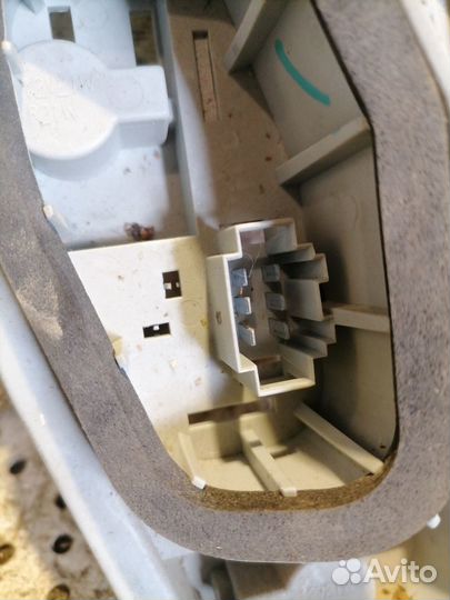 Плата заднего левого фонаря Skoda Yeti 1.2