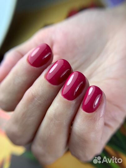 Маникюр,педикюр