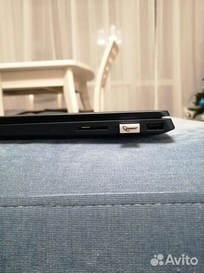 Ноутбук lenovo