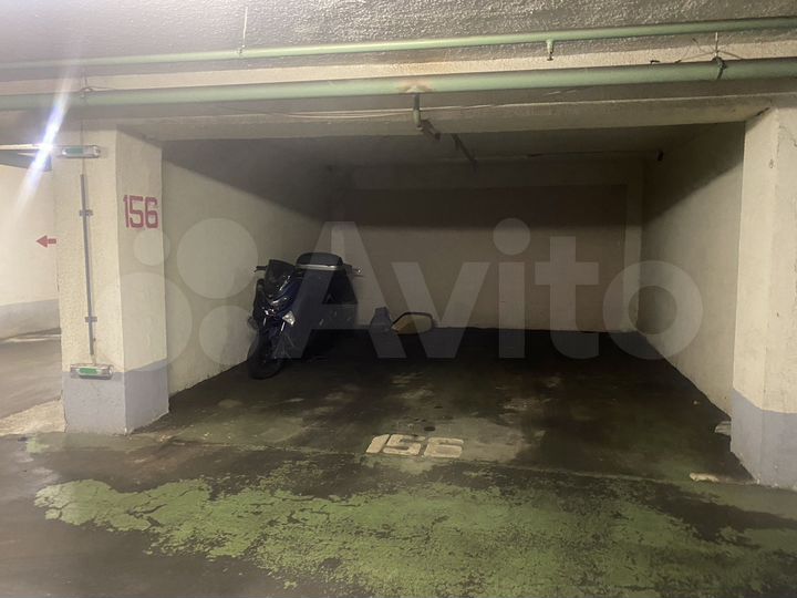 Машиноместо, 10 м²
